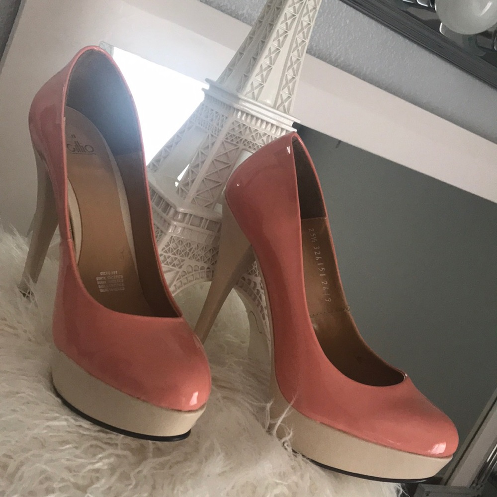 Pink/white High heel shoe